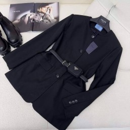 Женский жакет Prada 2023 черный с пайетками