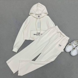 Женский спортивный костюм с капюшоном Fendi 2023 молочный