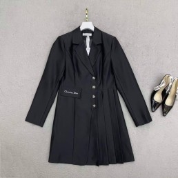 Женское платье-пальто Christian Dior 2023 черное