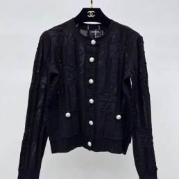 Женский шерстяной кардиган Chanel 2023 черный на пуговицах