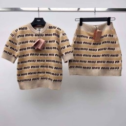 Женский шерстяной костюм Miu Miu 2023 бежевый