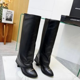 Женские кожаные сапоги Alexander Wang 2023 черные на молнии