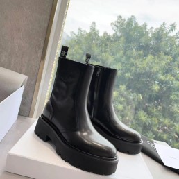 Женские кожаные сапоги Celine 2023 укороченные черные