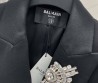 Женский жакет Balmain 2023 черный с брошью