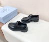 Женские кожаные ботинки Prada 2023 черные на шнурках