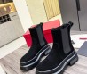 Женские замшевые ботинки Valentino 2023 черные