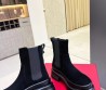 Женские замшевые ботинки Valentino 2023 черные