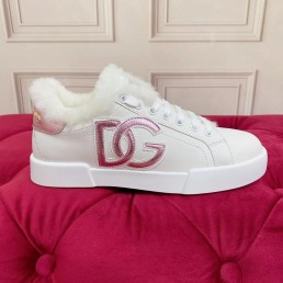 Женские кожаные кроссовки на меху Dolce & Gabbana 2023 белые с розовым