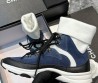 Женские комбинированные ботинки Chanel 2023 синие с черным