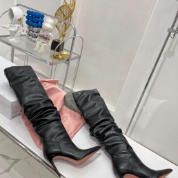 Женские кожаные ботфорты Amina Muaddi 2023 на каблуке черные