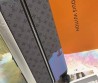 Чемодан Louis Vuitton 2023 серый с рисунком