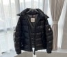 Мужской пуховик Moncler 2023 черный