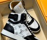 Женские высокие кроссовки Louis Vuitton 2023 белые с черным