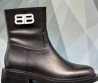 Женские укороченные сапоги Balenciaga 2023 черные на молнии
