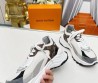 Женские комбинированные кроссовки Louis Vuitton 2023 серые с белым