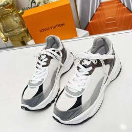 Женские комбинированные кроссовки Louis Vuitton 2023 серые с белым