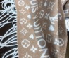 Шарф Louis Vuitton 2023 бежевый с белым