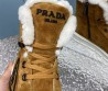 Женские замшевые ботинки на меху Prada 2023 коричневые