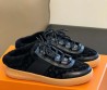 Женские комбинированные кроссовки на меху Louis Vuitton 2023 черные