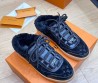 Женские комбинированные кроссовки на меху Louis Vuitton 2023 черные