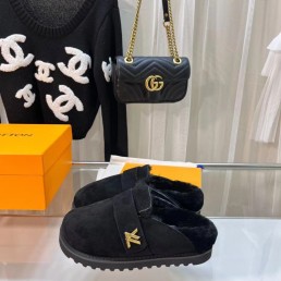 Женские замшевые мюли Louis Vuitton 2023 черные на меху