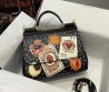 Женская кожаная сумка Dolce & Gabbana 2023 24x20 черная с картами