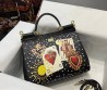 Женская кожаная сумка Dolce & Gabbana 2023 24x20 черная с картами