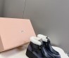 Женские кожаные ботинки Miu Miu 2023 черные с мехом