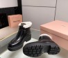 Женские кожаные ботинки Miu Miu 2023 с мехом черные