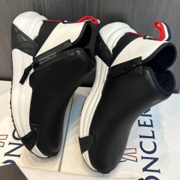 Мужские кожаные кроссовки Moncler 2023 черные с белым на молнии