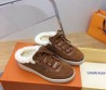 Женские комбинированные кроссовки Louis Vuitton 2023 коричневые с мехом