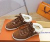 Женские комбинированные кроссовки Louis Vuitton 2023 коричневые с мехом