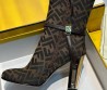 Женские текстильные сапоги на каблуке Fendi 2023 коричневые с принтом