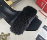 Женские кожаные босоножки Saint Laurent 2023 черные с мехом