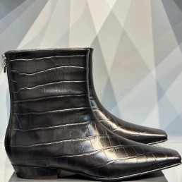 Женские кожаные ботинки Toteme 2023 черные с молнией сзади фактурные