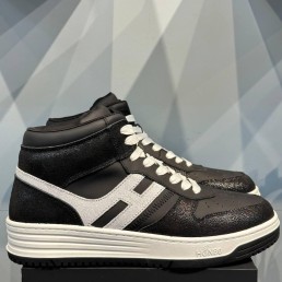 Мужские комбинированные кроссовки на меху Hogan 2023 черные