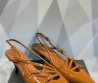 Женские кожаные туфли Miu Miu 2023 коричнево-рыжие лакированные