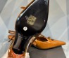 Женские кожаные туфли Miu Miu 2023 коричнево-рыжие лакированные