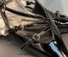 Женские кожаные туфли Miu Miu 2023 черные лакированные
