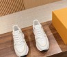 Женские кожаные кроссовки Louis Vuitton 2023 белые с бежевым
