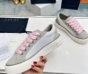 Женские комбинированные кеды Christian Dior 2023 серые с розовыми шнурками