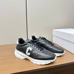 Женские кожаные кроссовки Celine 2024 черные с белой буквой