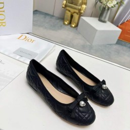 Женские кожаные балетки Christian Dior 2024 черные с бантиком