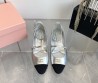 Женские кожаные туфли Miu Miu 2024 серебристые с черным