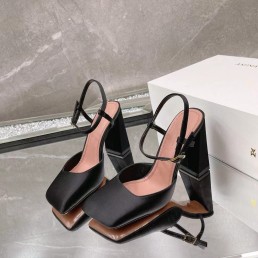 Женские кожаные туфли Amina Muaddi 2023 черные