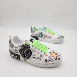 Женские кожаные кроссовки Dolce & Gabbana 2024 белые с зелеными шнурками