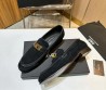Мужские замшевые лоферы Dolce & Gabbana 2024 черные с золотой пряжкой