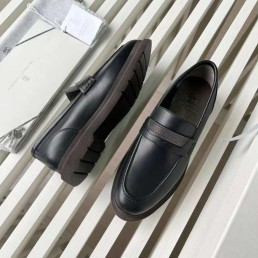 Женские кожаные лоферы Brunello Cucinelli 2024 черные с бусинами