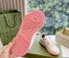 Женские кожаные кроссовки Gucci 2024 со вставками из каучука белые с розовым