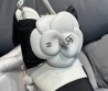 Женские комбинированные туфли Chanel 2024 белые с черным с цветком